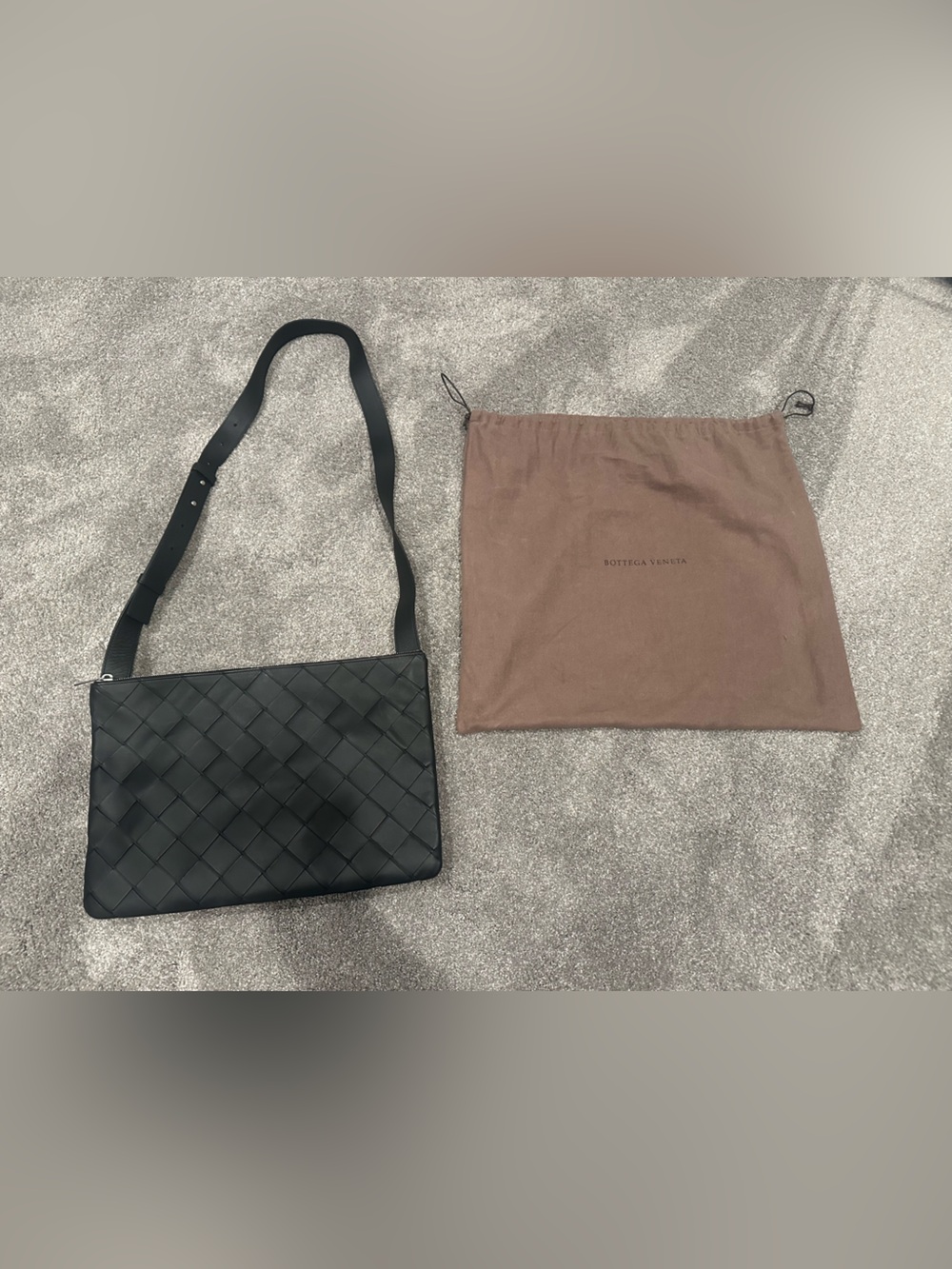 BOTTEGA VENETA
Intrecciato Embossed Triple Zip Messenger Bag Black/ Clutch